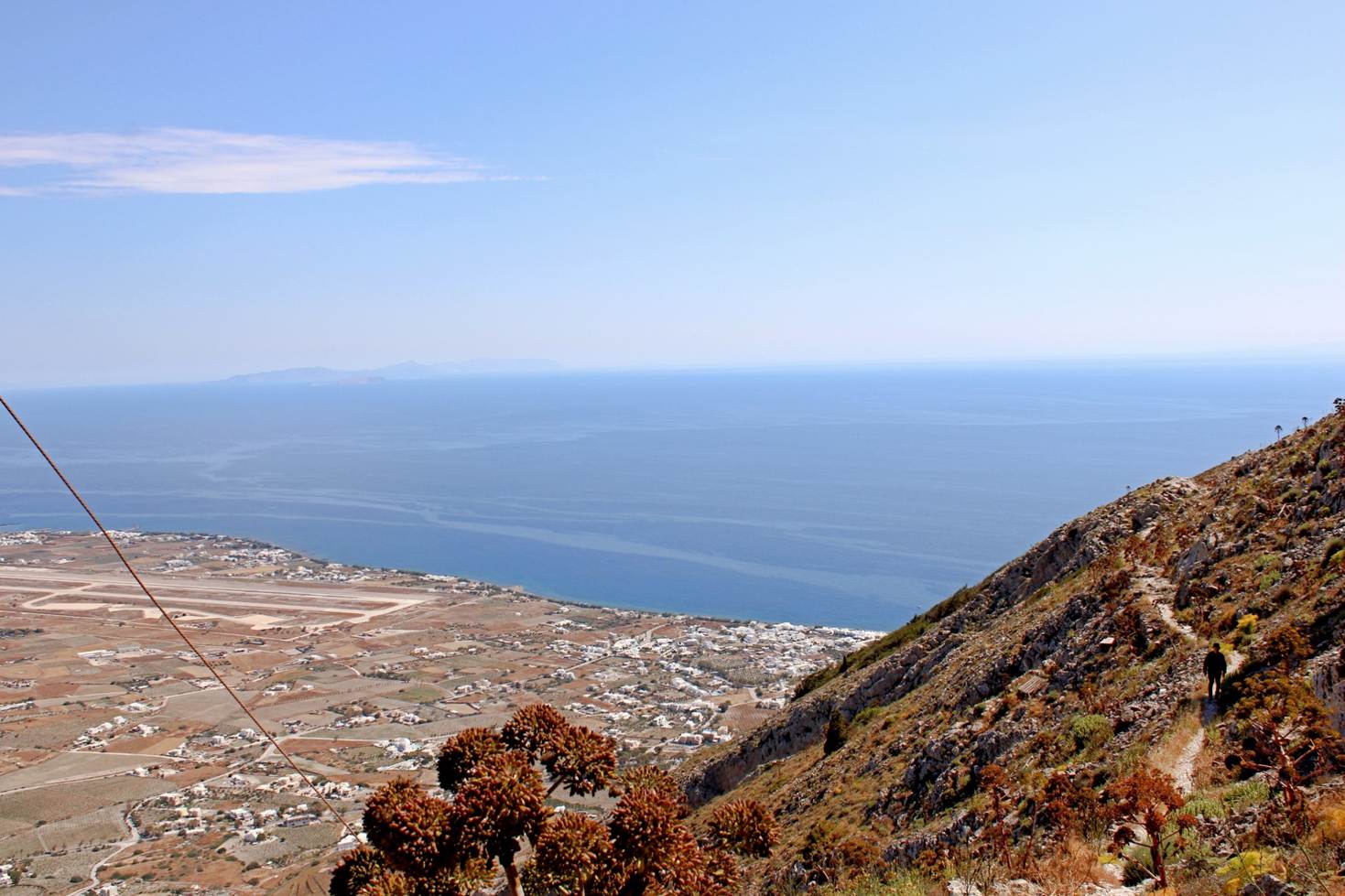 Une image contenant plein air, ciel, nature, montagne

Description g�n�r�e automatiquement