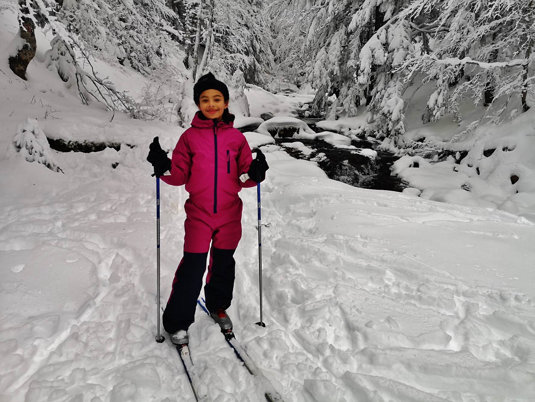 Une image contenant neige, ext�rieur, skiant, nature

Description g�n�r�e automatiquement