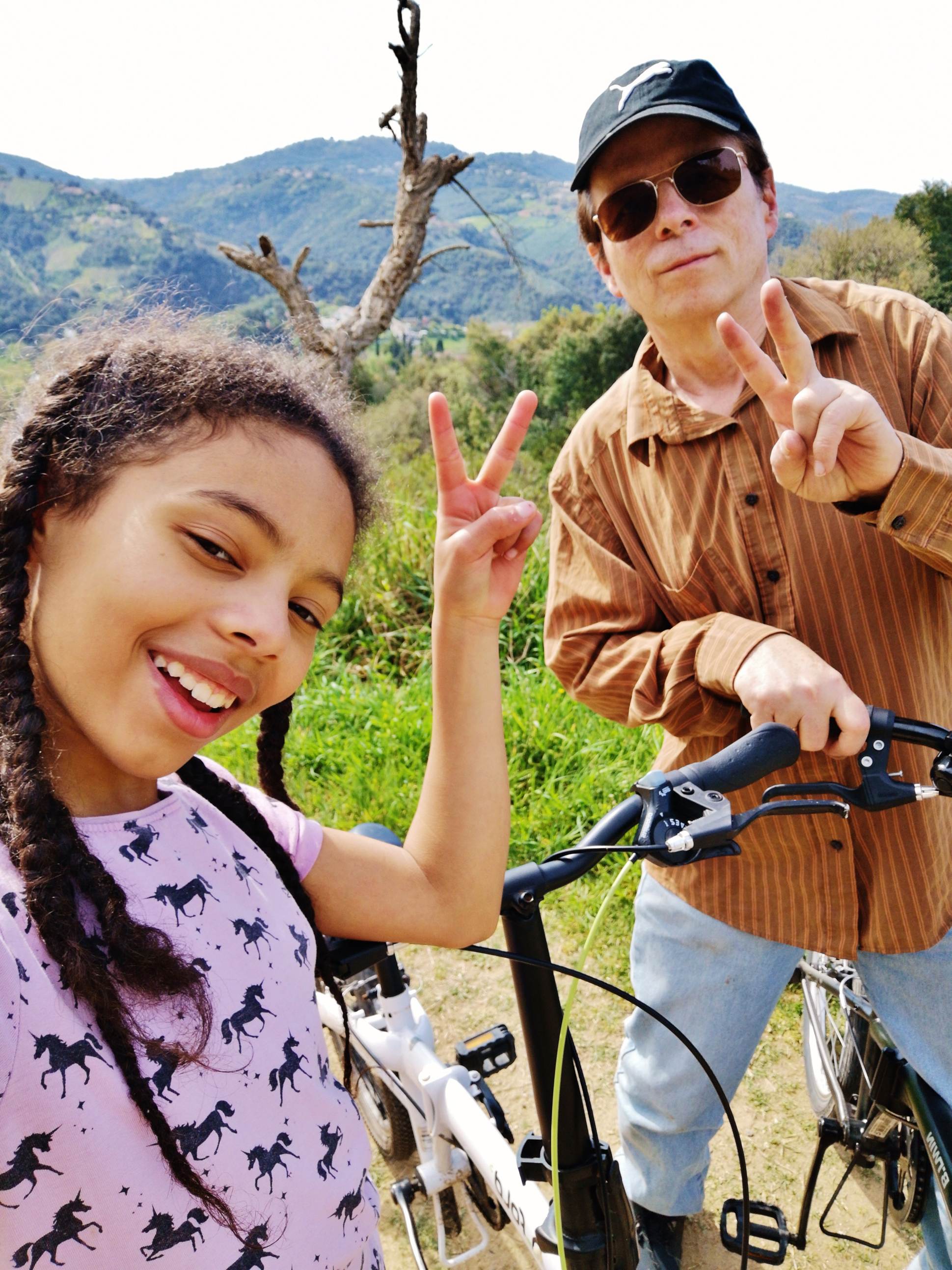 Une image contenant ext�rieur, personne, herbe

Description g�n�r�e automatiquement