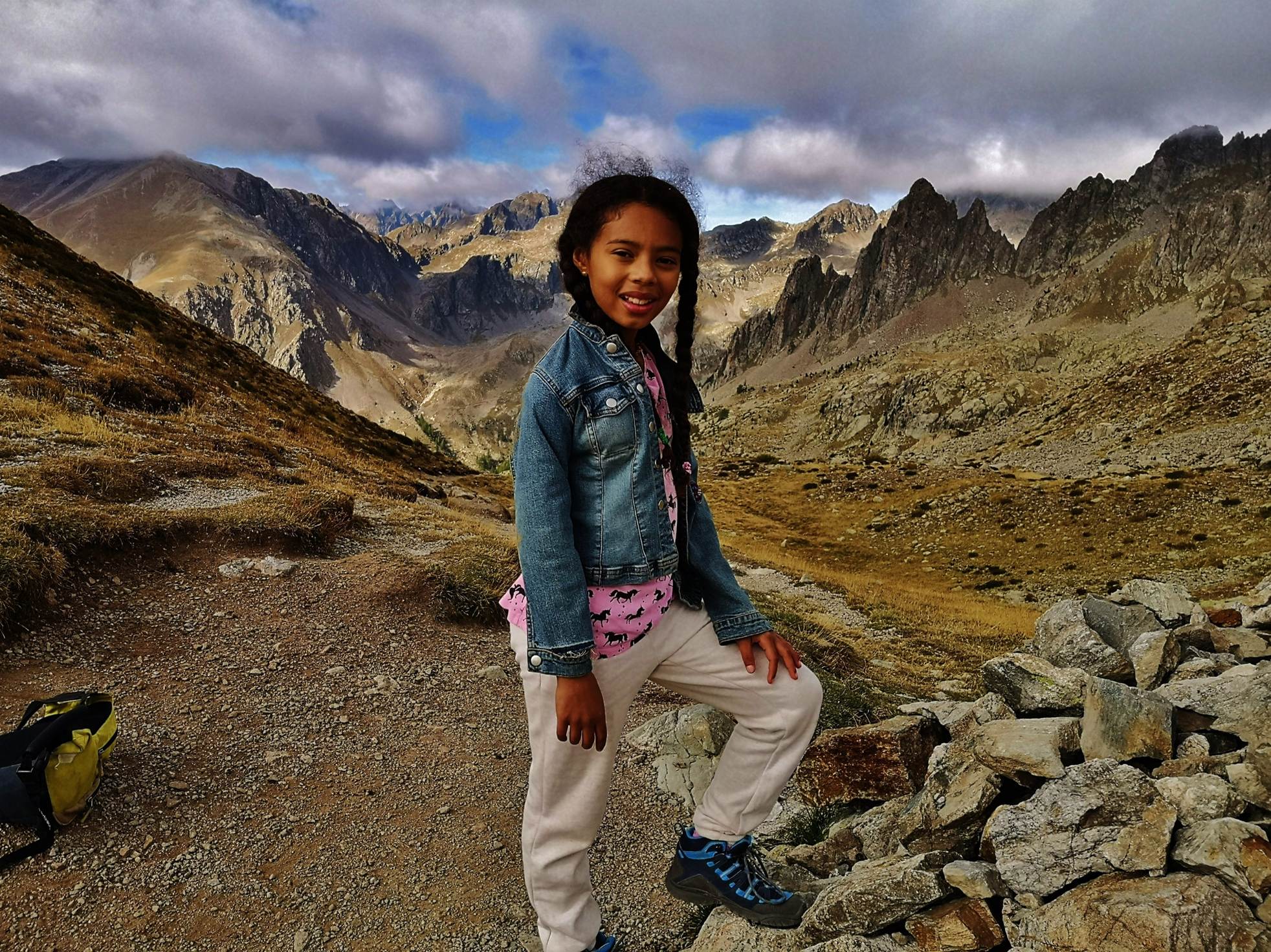 Une image contenant ciel, extérieur, personne, montagne
Description générée automatiquement